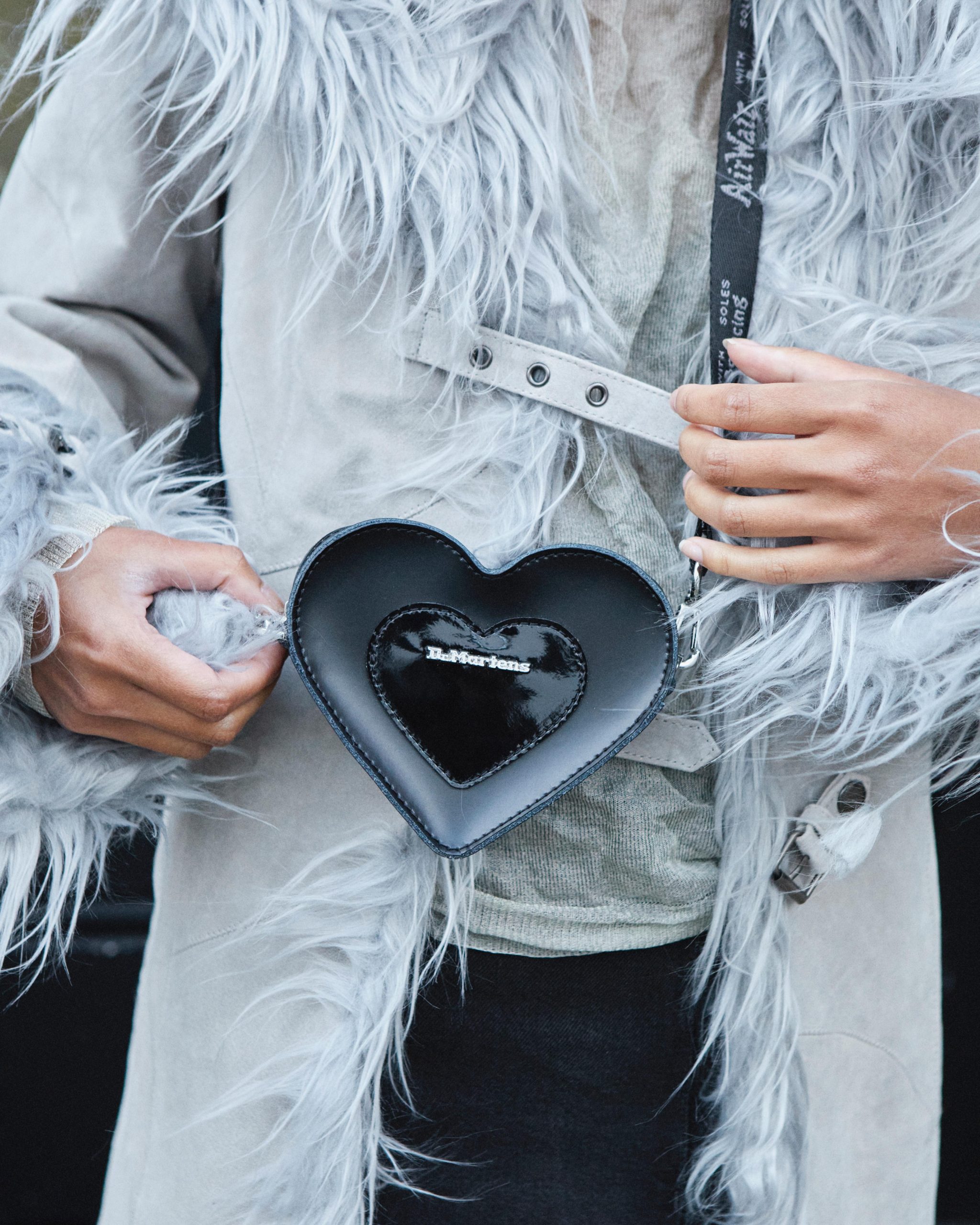 Mini Heart Shaped Leather Bag in Black - Image 3